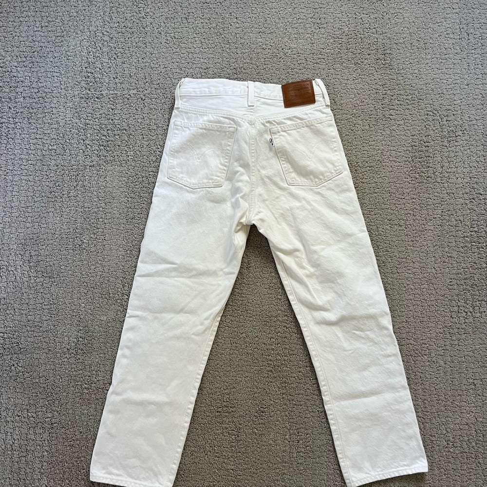 Classic White Women's Jeans - Picture 8 of 8